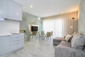 WHome Cozy Apartment With Balcony in Parede